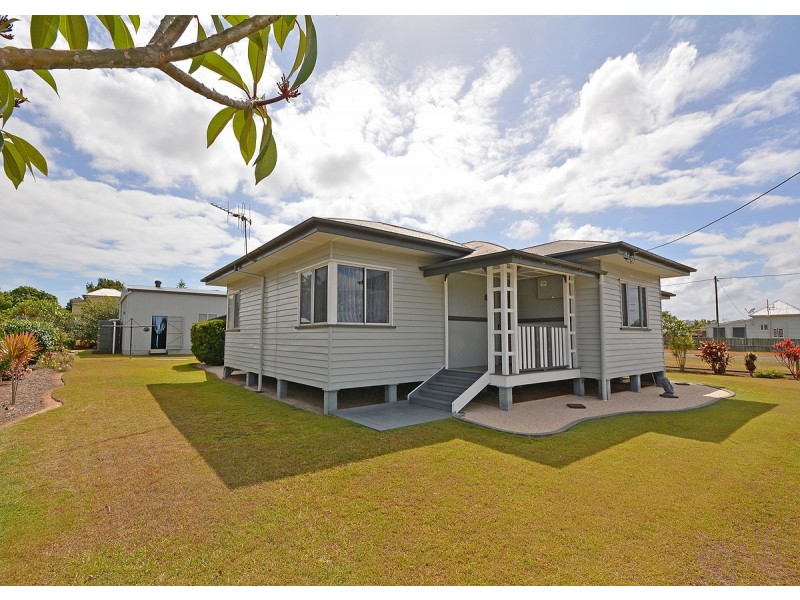 31 Hunter St, Torbanlea QLD 4662