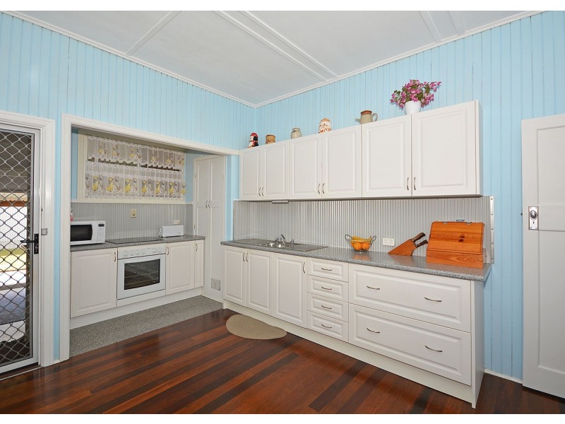31 Hunter St, Torbanlea QLD 4662