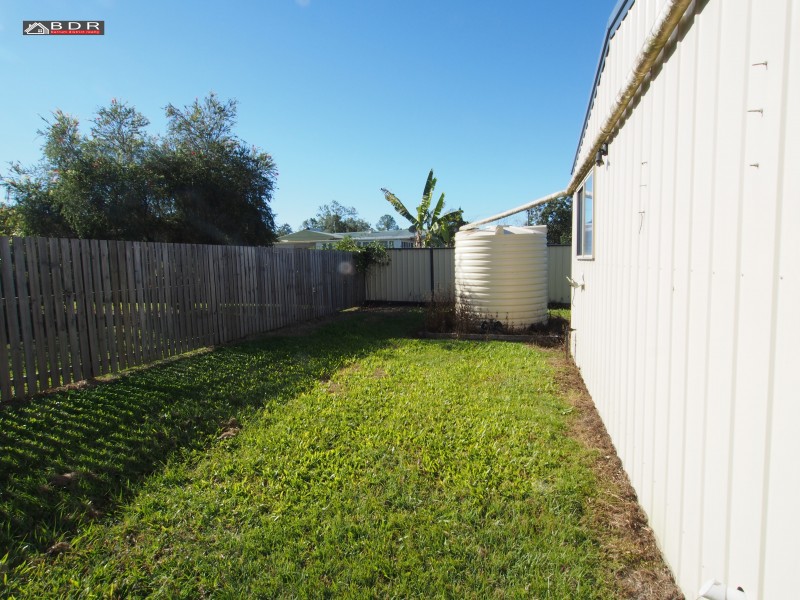 5 James Street, Howard QLD 4659