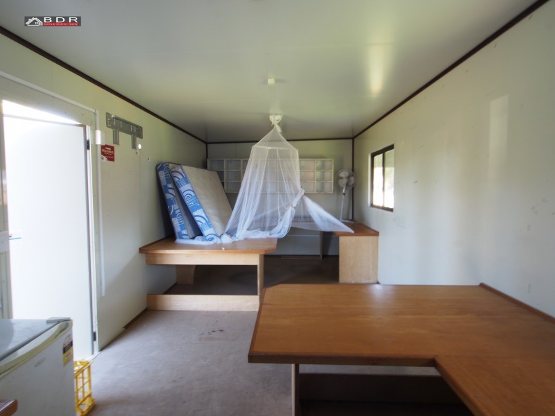 5 James Street, Howard QLD 4659