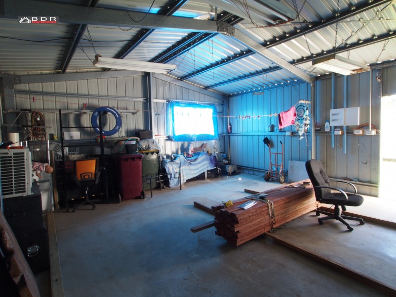 5 James Street, Howard QLD 4659