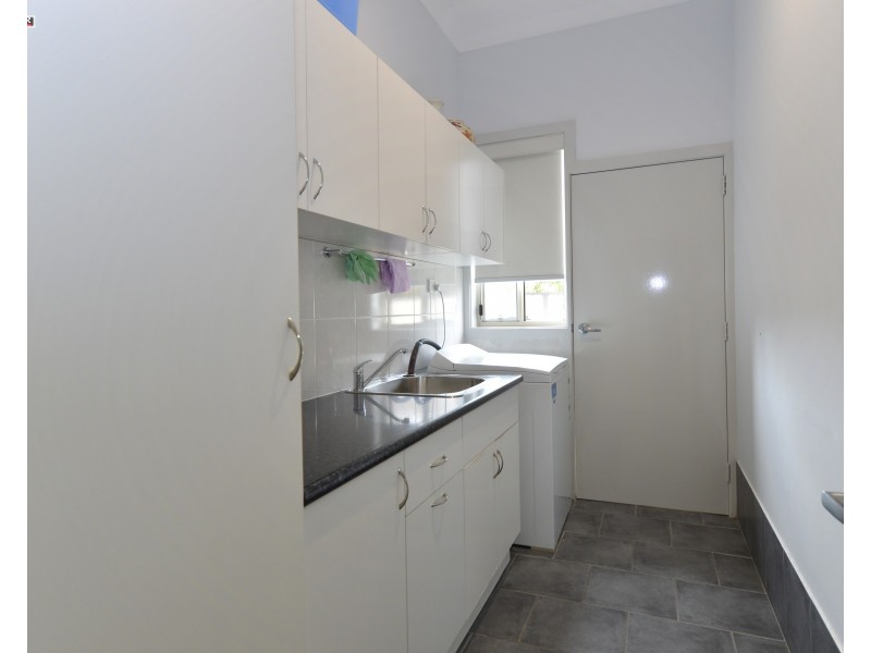 12 Bryan Court, Burrum Heads QLD 4659