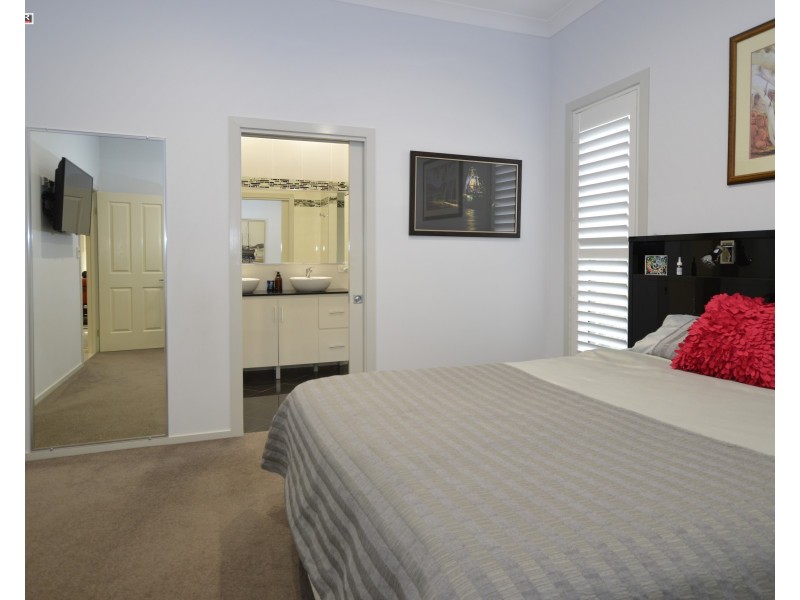 12 Bryan Court, Burrum Heads QLD 4659