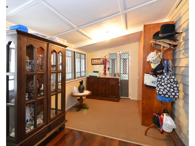 22 Lower Thomas Street, Howard QLD 4659
