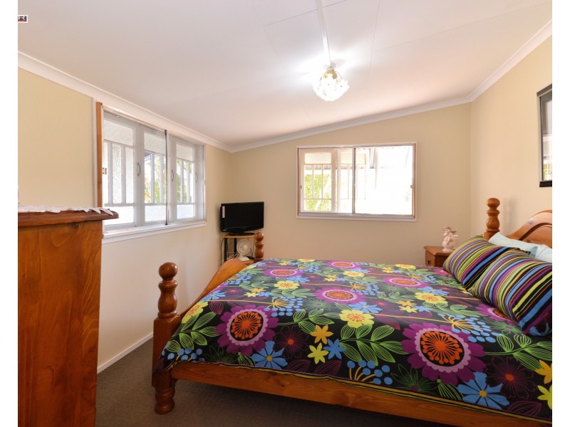 22 Lower Thomas Street, Howard QLD 4659
