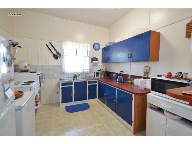 38 Spring Street, Howard QLD 4659