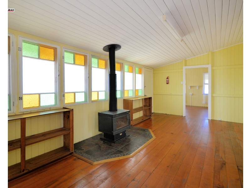 7 Hunter Street, Torbanlea QLD 4662