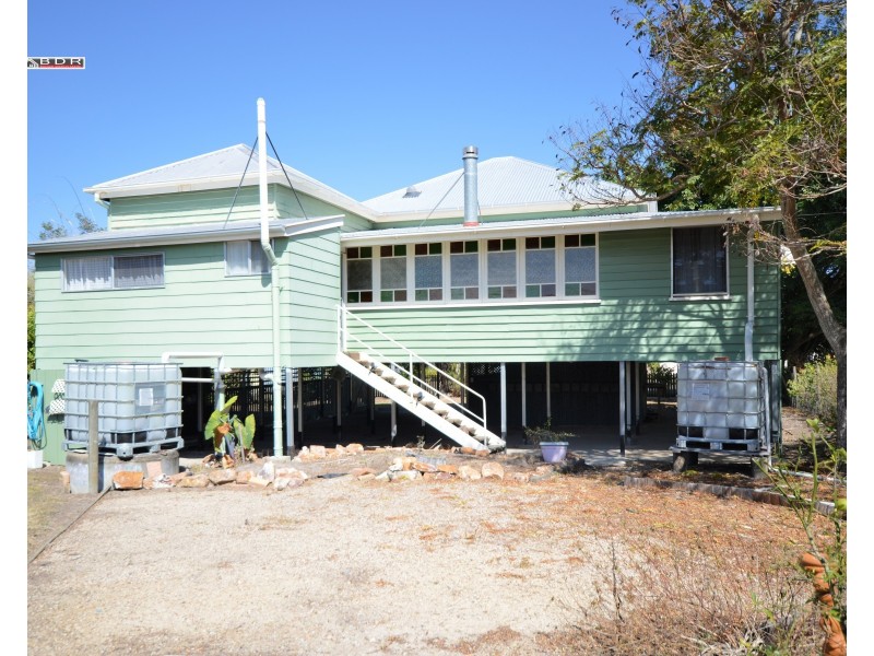 7 Hunter Street, Torbanlea QLD 4662