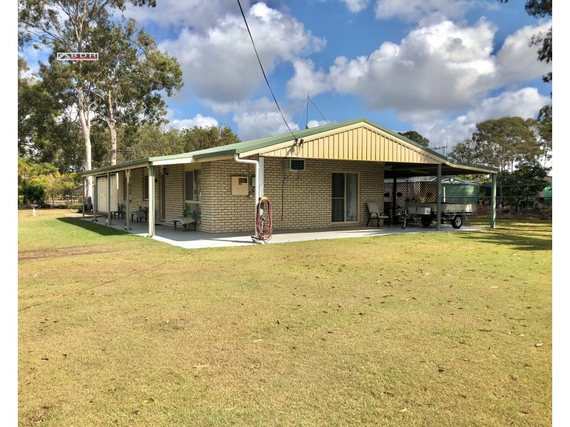 143 William Street, Howard QLD 4659