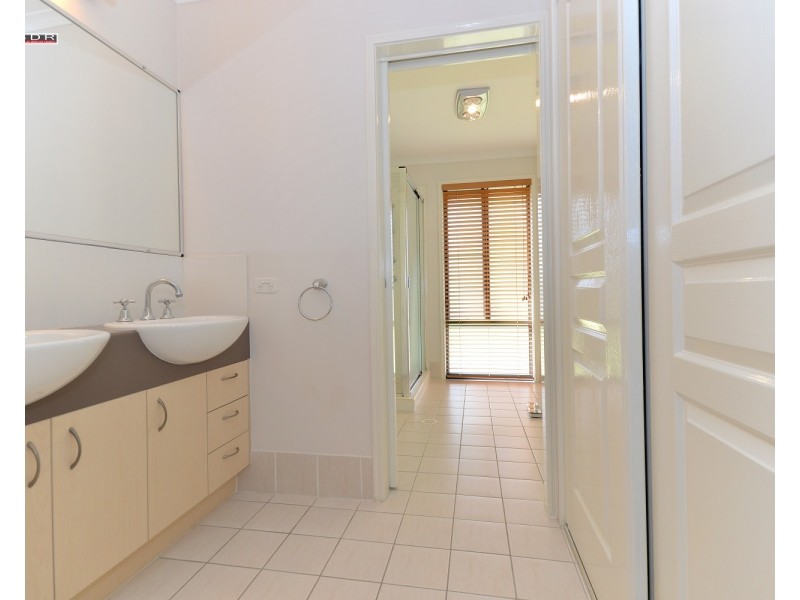 8 Louise Drive, Burrum Heads QLD 4659