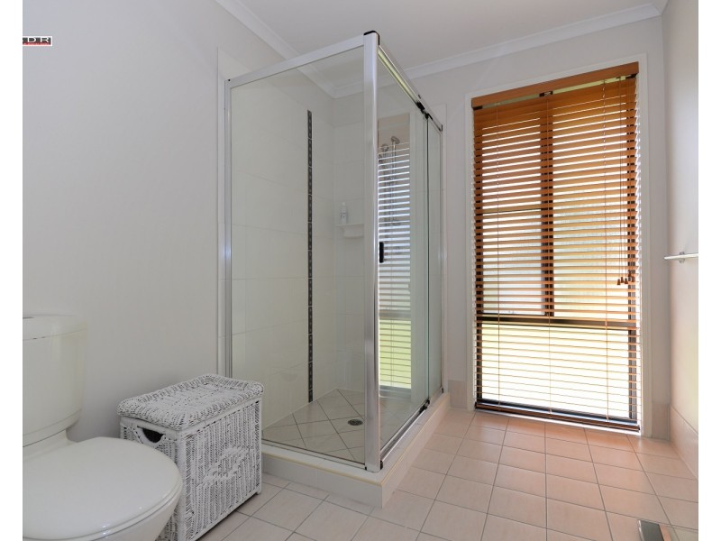 8 Louise Drive, Burrum Heads QLD 4659