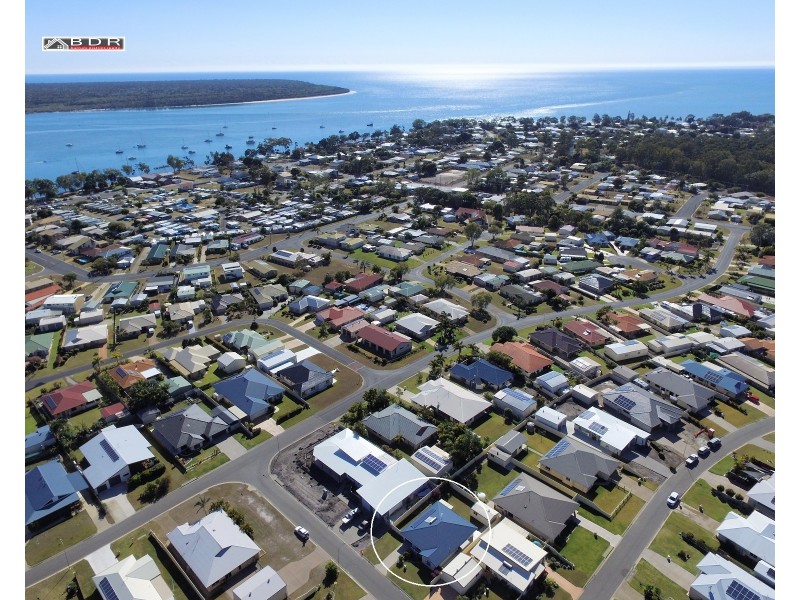 1/4 Pilbara Way, Burrum Heads QLD 4659