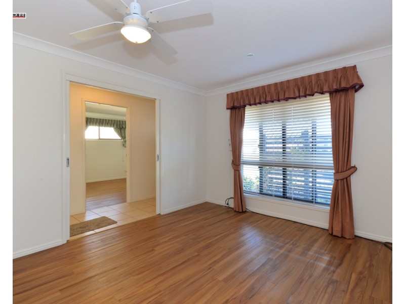 1/4 Pilbara Way, Burrum Heads QLD 4659