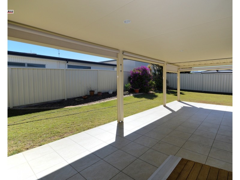 1/4 Pilbara Way, Burrum Heads QLD 4659