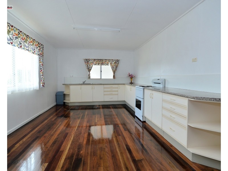 43 Hunter Street, Torbanlea QLD 4662