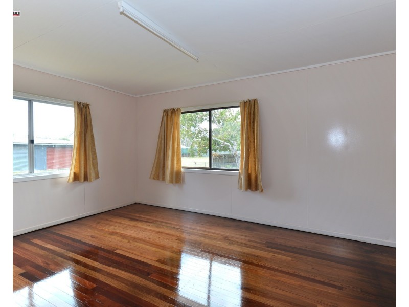 43 Hunter Street, Torbanlea QLD 4662