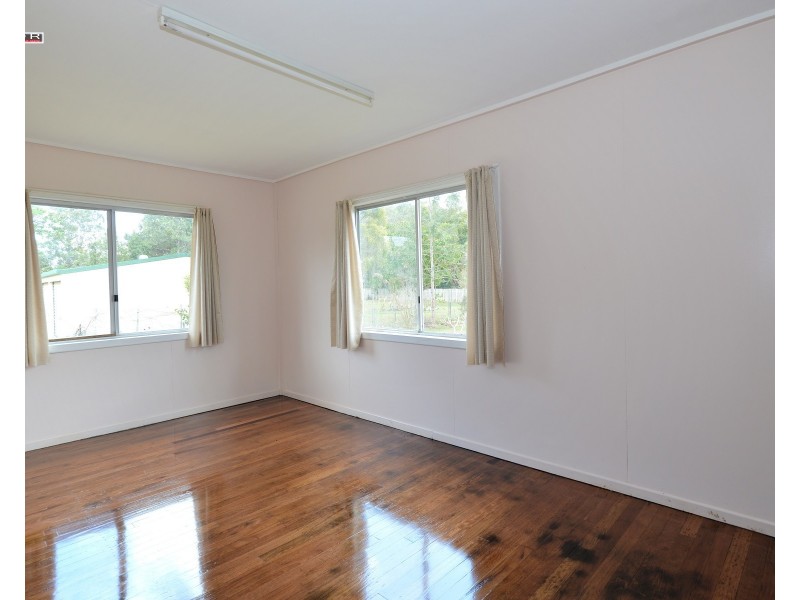 43 Hunter Street, Torbanlea QLD 4662