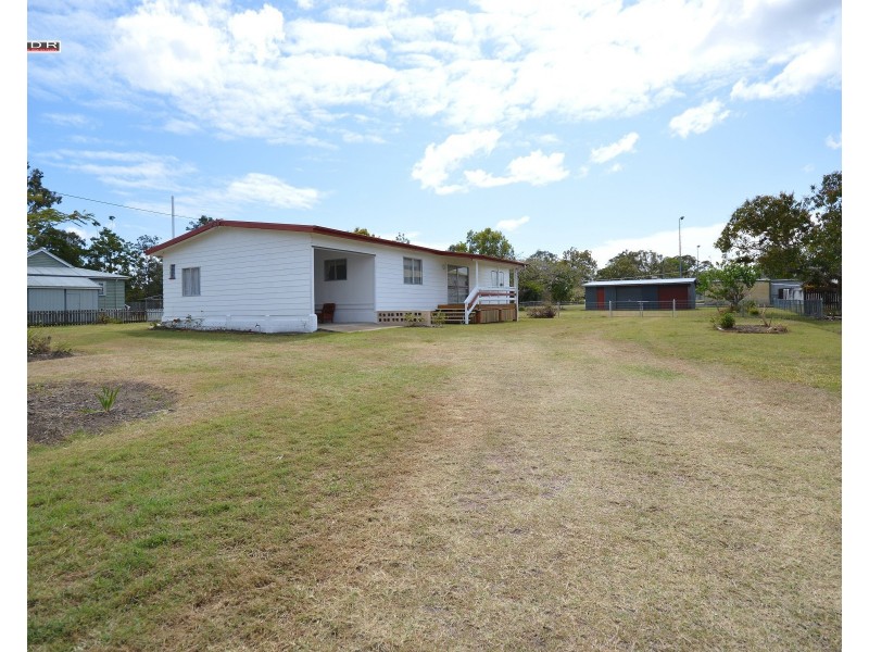 43 Hunter Street, Torbanlea QLD 4662