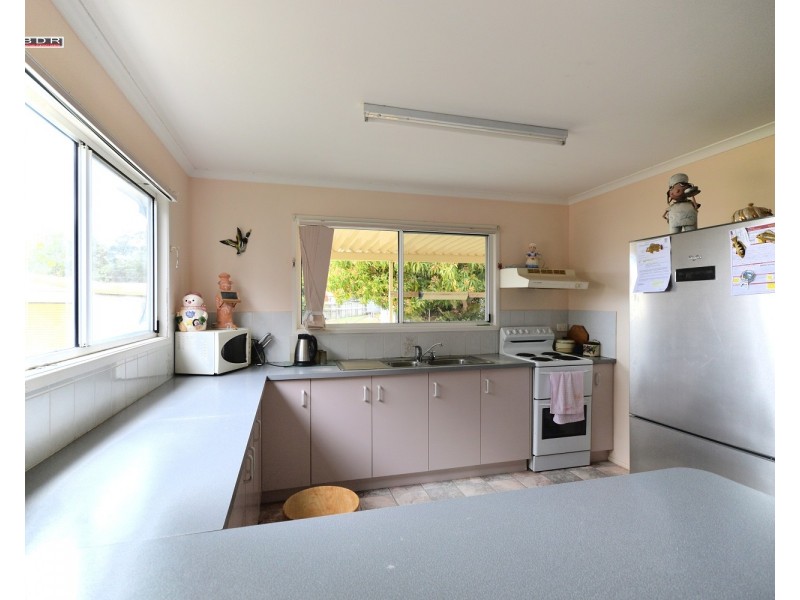 37 Ross Street, Burrum Heads QLD 4659