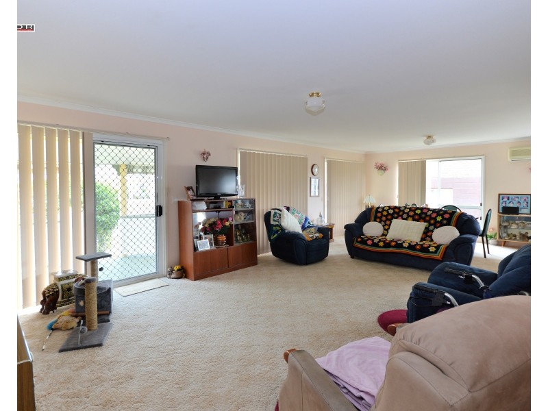 37 Ross Street, Burrum Heads QLD 4659