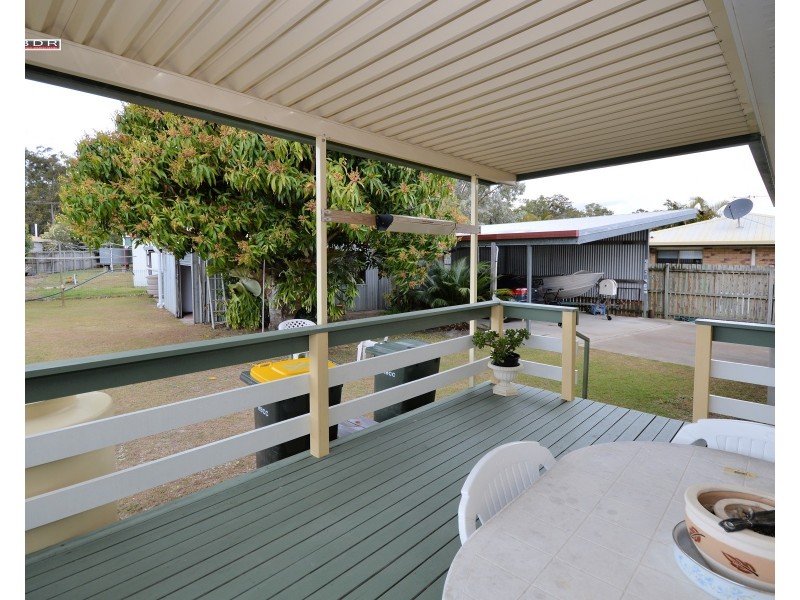 37 Ross Street, Burrum Heads QLD 4659