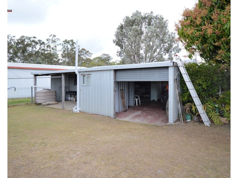 37 Ross Street, Burrum Heads QLD 4659