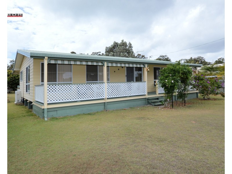 37 Ross Street, Burrum Heads QLD 4659