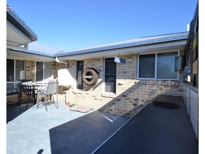 14 Lakeside Drive, Burrum Heads QLD 4659