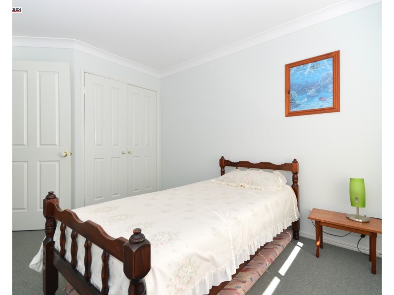 14 Lakeside Drive, Burrum Heads QLD 4659