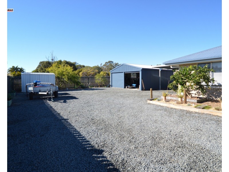 14 Lakeside Drive, Burrum Heads QLD 4659