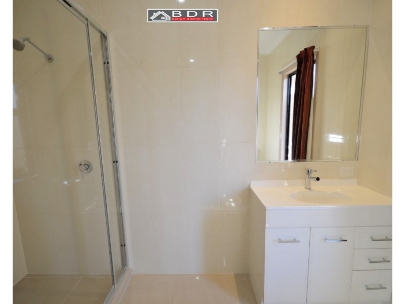 33 Traviston Way, Burrum Heads QLD 4659