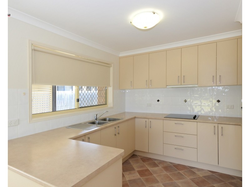 10 Krista Court, Burrum Heads QLD 4659