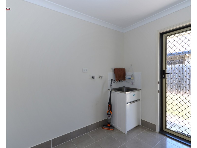 10 Krista Court, Burrum Heads QLD 4659