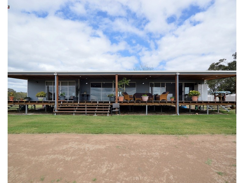 48 Smith Road, Howard QLD 4659