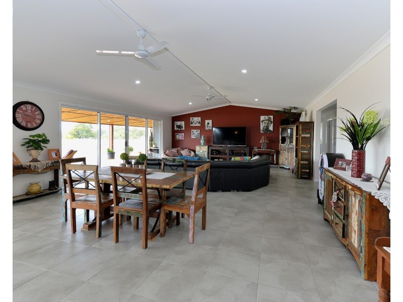 48 Smith Road, Howard QLD 4659