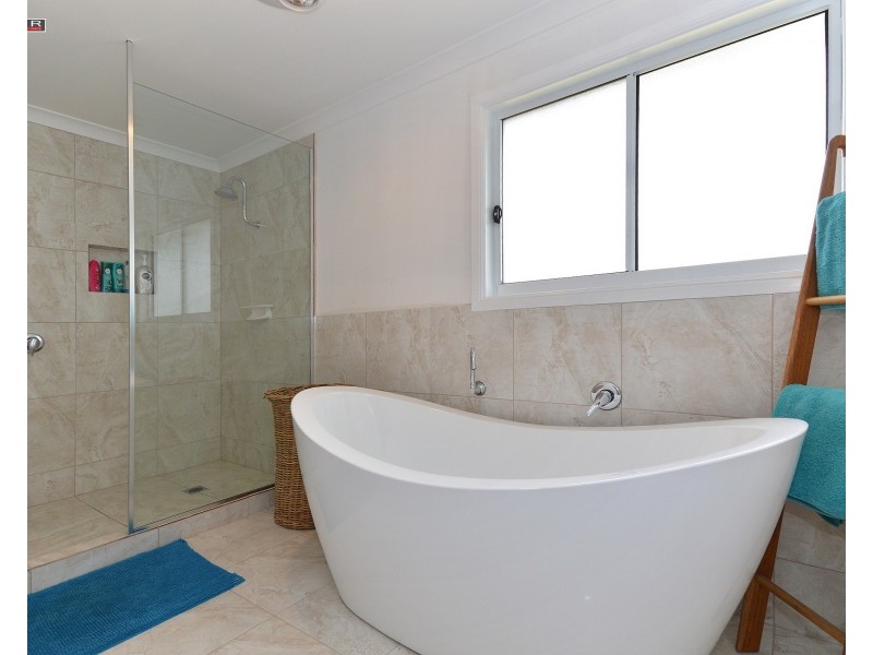 48 Smith Road, Howard QLD 4659