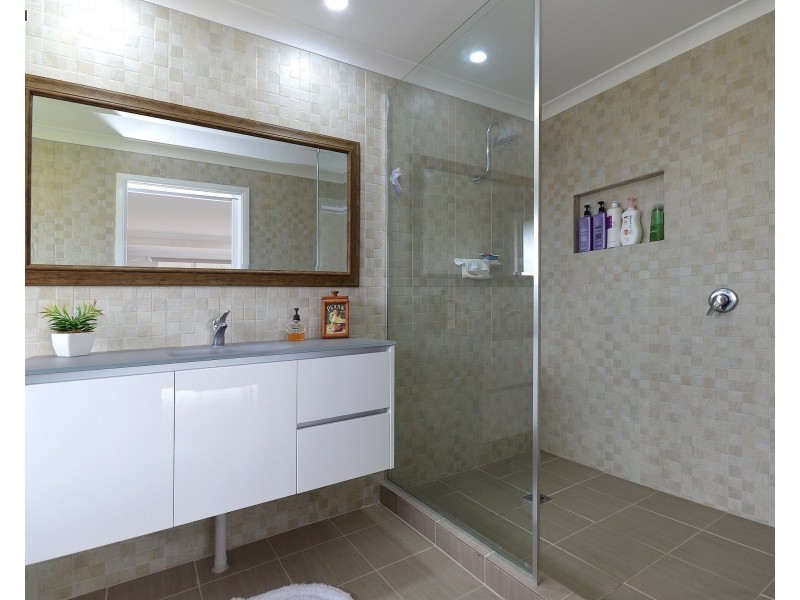 48 Smith Road, Howard QLD 4659