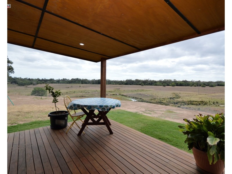 48 Smith Road, Howard QLD 4659