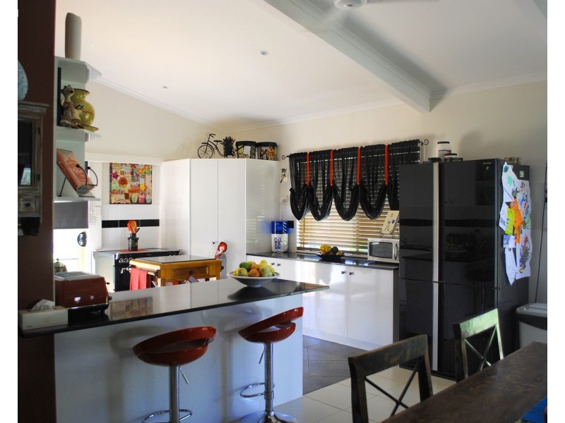 48 Smith Road, Howard QLD 4659