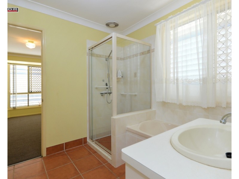 12 Warringal Court, Burrum Heads QLD 4659