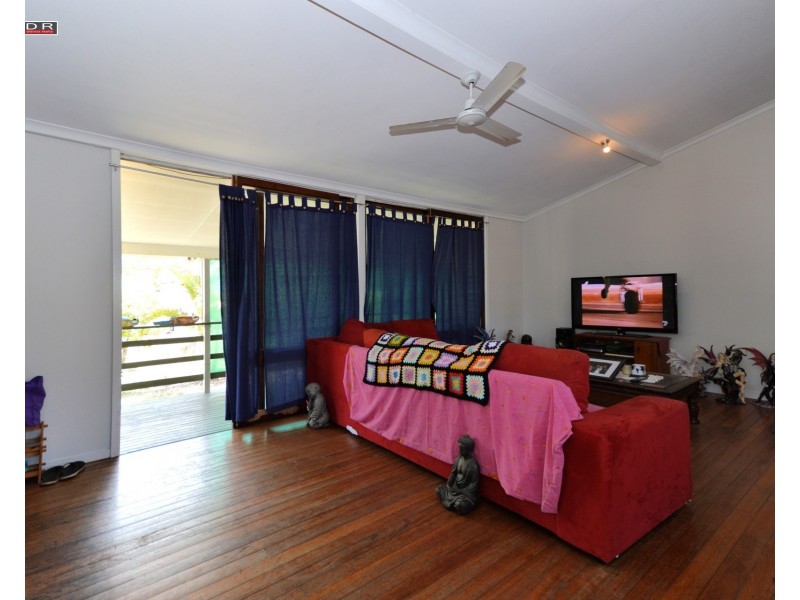 36 James Street, Howard QLD 4659