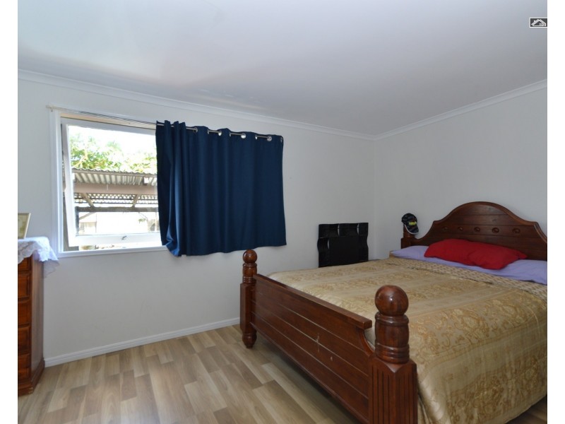 36 James Street, Howard QLD 4659