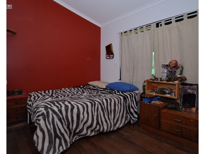 36 James Street, Howard QLD 4659