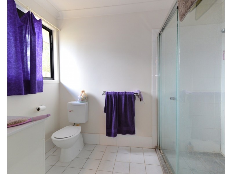 16 Alice Street, Howard QLD 4659