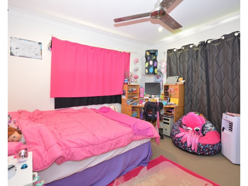 16 Alice Street, Howard QLD 4659