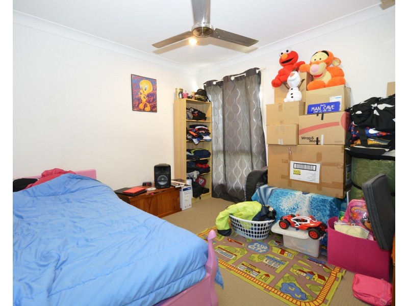 16 Alice Street, Howard QLD 4659