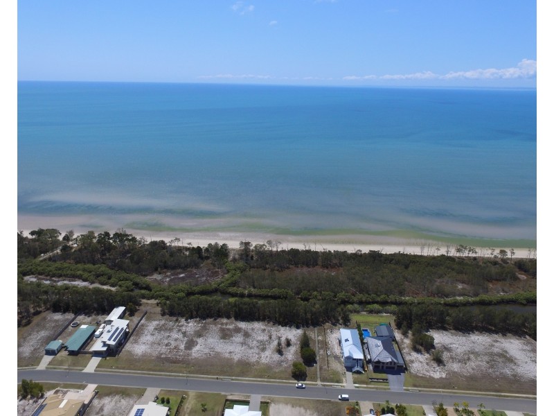 62 Beach Drive, Burrum Heads QLD 4659