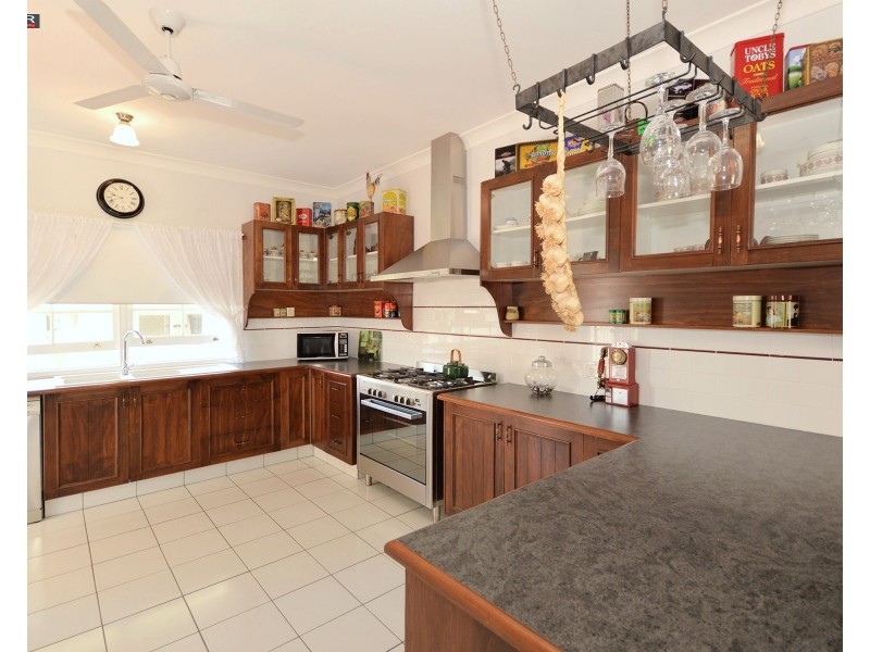 8 Traviston Way, Burrum Heads QLD 4659