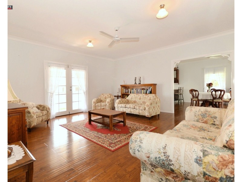 8 Traviston Way, Burrum Heads QLD 4659