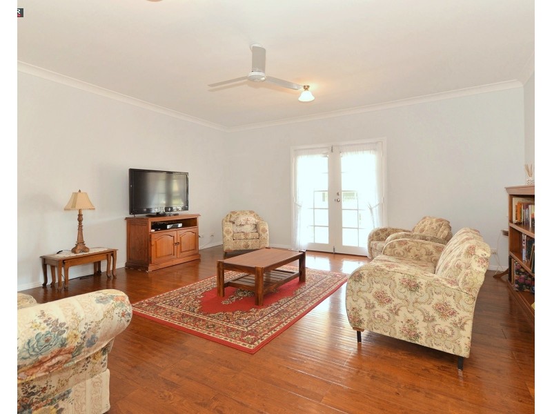 8 Traviston Way, Burrum Heads QLD 4659